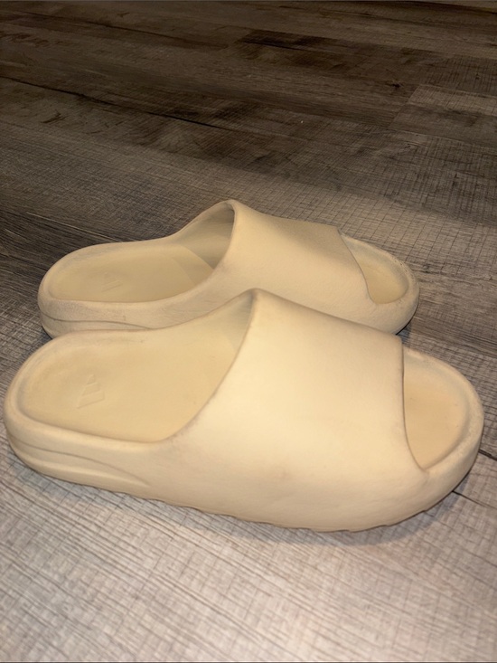 Yeezy Other - Adidas Yeezy Cream Slides